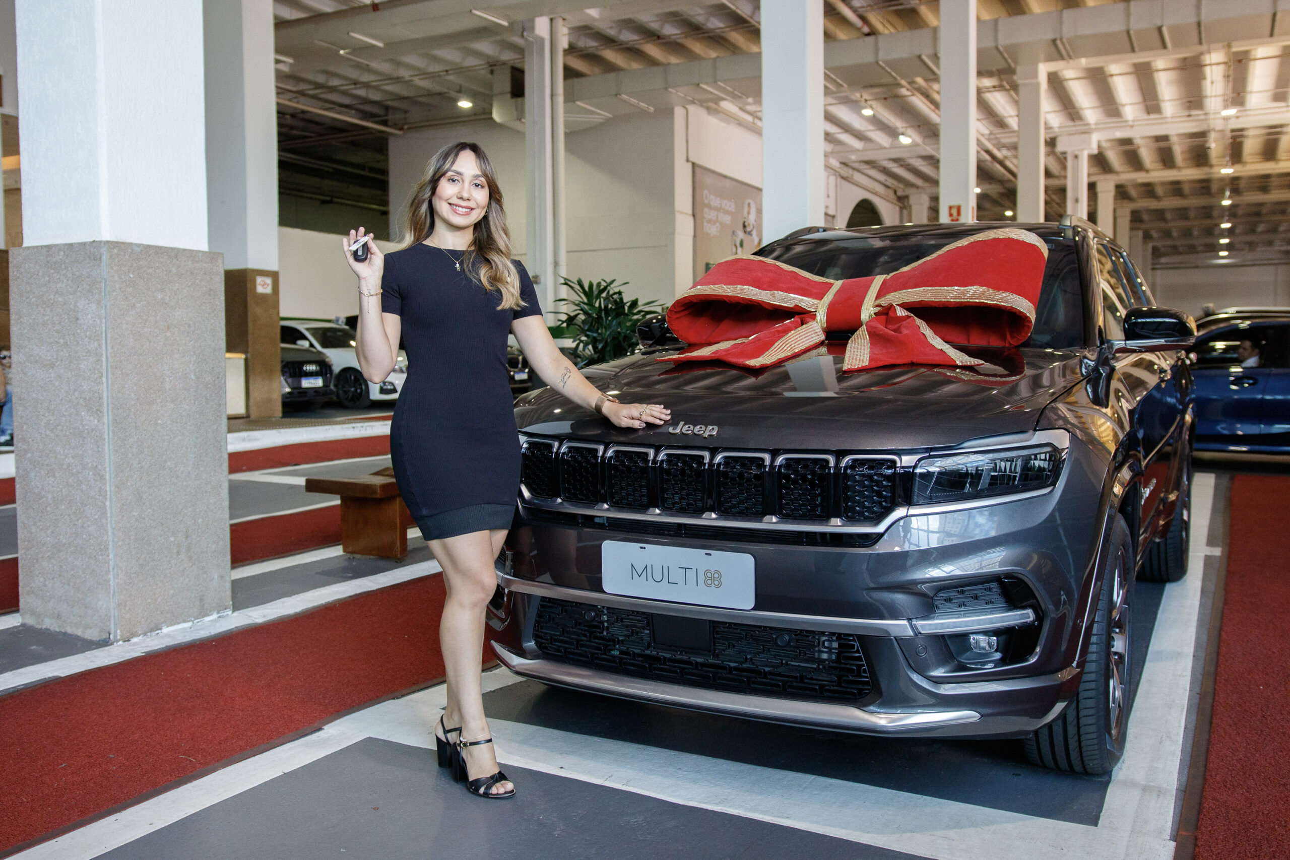 Moradoras de Ribeirão Preto e Pradópolis são sorteadas em campanha de Natal do RibeirãoShopping e levam para casa um carro zero quilômetro