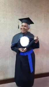 Não tem idade para se realizar sonhos: cresce número de idosos no ensino EAD