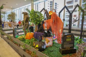 ShoppingSantaÚrsula recebe a exposição MonsterVille com personagens interativos que prometem surpreender os clientes