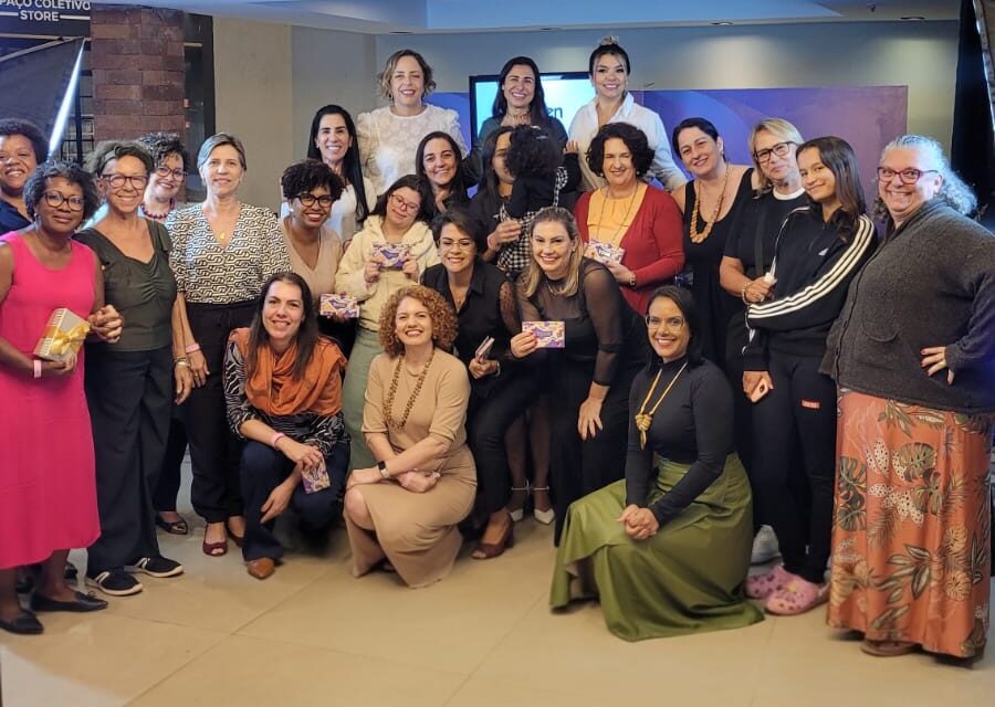 entre mulheres
