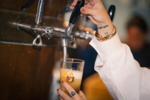 Toca do Urso entra no clima da Festa do Peão de Barretos com programação especial