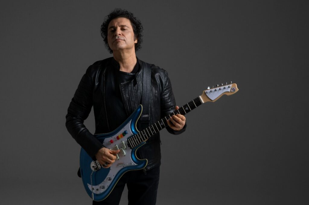 Ribeirão Preto recebe Frejat no Multiplan Hall.