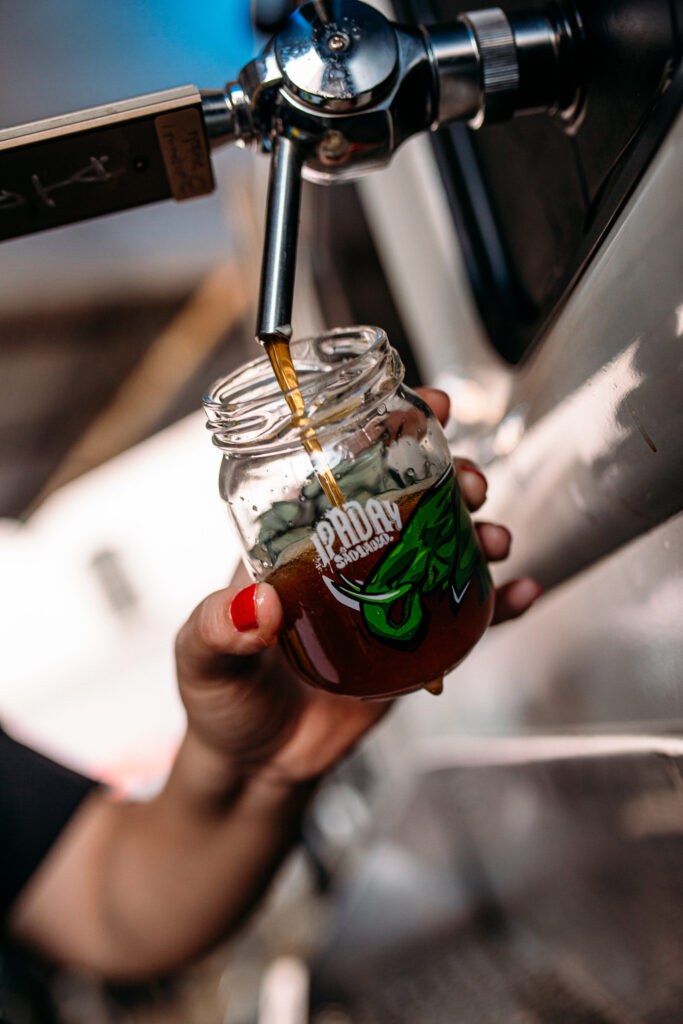 Festival em Ribeirão Preto aposta em diversidade musical e 40 rótulos de IPAs