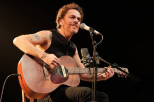 NANDO REIS TRAZ “NANDO HITS” A RIBEIRÃO PRETO NESTA SEXTA (24), NOMULTIPLAN HALL