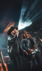 Edson & Hudson se apresentam no Multiplan Hall