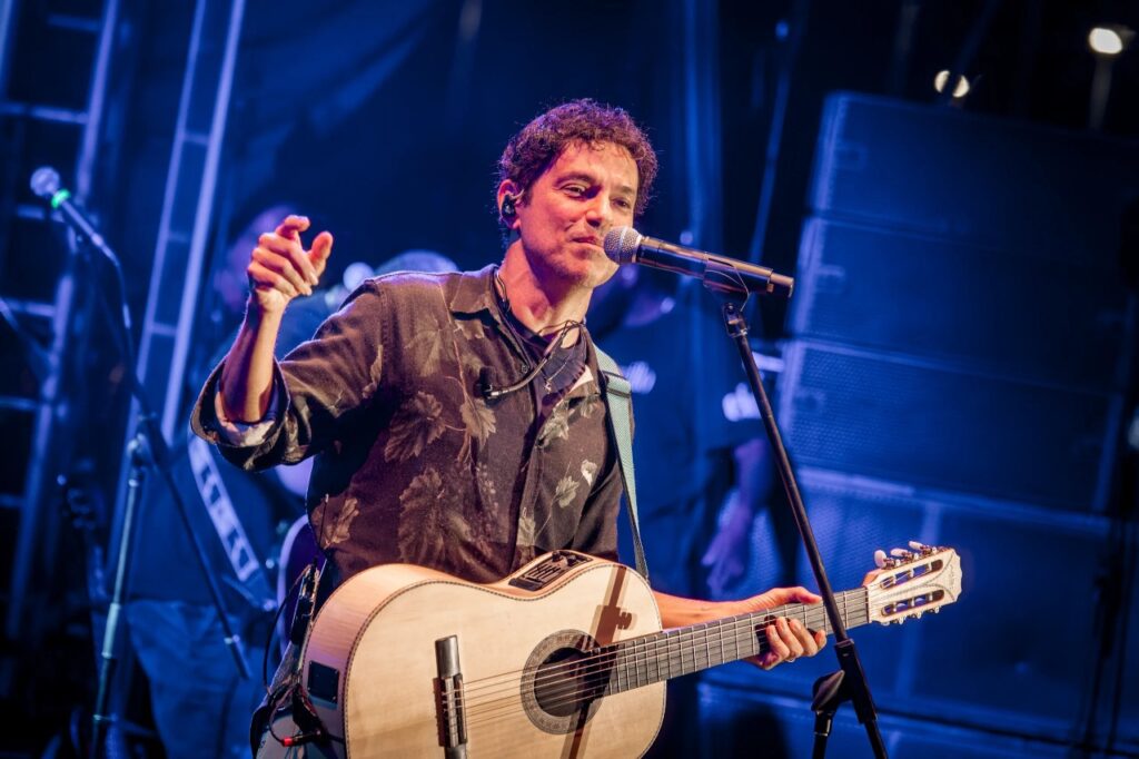 Jorge Vercillo celebra 30 anos de carreira