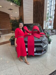 Cliente de Ribeirão ganha SUV em campanha de Natal do shopping