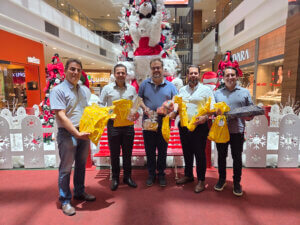 Árvore Solidária do ShoppingSantaÚrsula presenteia crianças