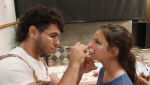 Páscoa com teatro e atividades infantis em Ribeirão Preto