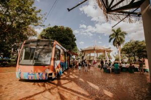Feirinha Mirim estreia em Ribeirão Preto com foco em leitura e infância longe das telas