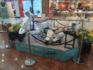 ShoppingSantaÚrsula sorteia Vespa e modelo infantil no Dia dos Pais