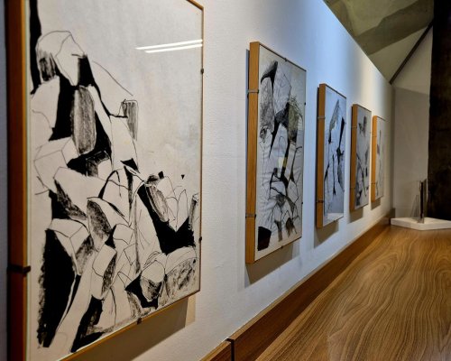 Casa Cotrim Belas Artes promove visita guiada com a artista Cenimar Soares em Ribeirão Preto