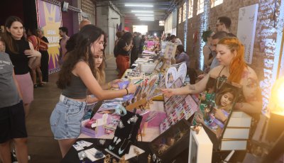 Feira criativa reúne produção autoral, cultura pop e sustentabilidade no POW Festival