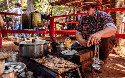 Queima do Alho preserva tradição das comitivas boiadeiras na Festa do Peão de Barretos