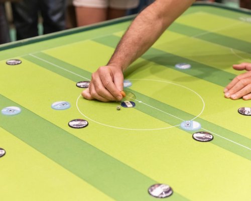 ShoppingSantaÚrsula apoia projeto de futebol de botão