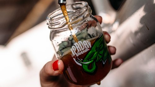 Festival em Ribeirão Preto aposta em diversidade musical e 40 rótulos de IPAs