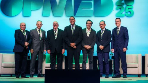 OPMED 2025 reúne mais de 800 congressistas e abre debates sobre inovação, auditoria e futuro da saúde
