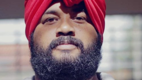 Jornalista Chico Felitti encerra a Mostra Literária da Biblioteca Sinhá Junqueira em novembro