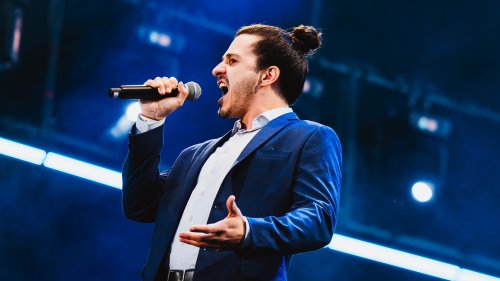 Quarteto e Coral Alma apresentam pocket show com André Luiz no RibeirãoShopping