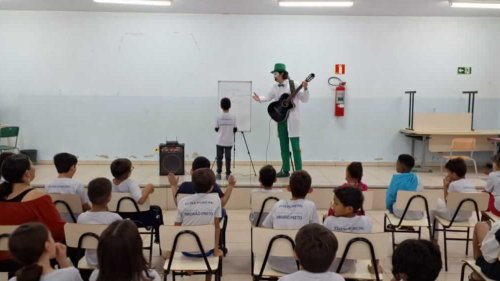 Cooperativa leva educação financeira gratuita a mais de 5 mil alunos da rede municipal de Ribeirão Preto