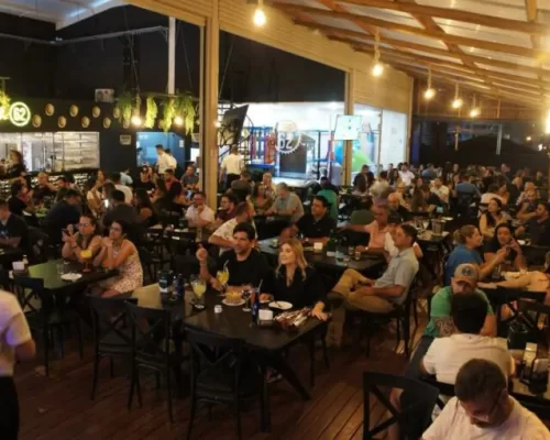 Restaurantes se preparam para alta procura no Dia dos Namorados