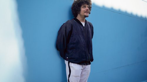 A Música Brasileira Vive traz Chico Chico ao palco histórico do Theatro Pedro II