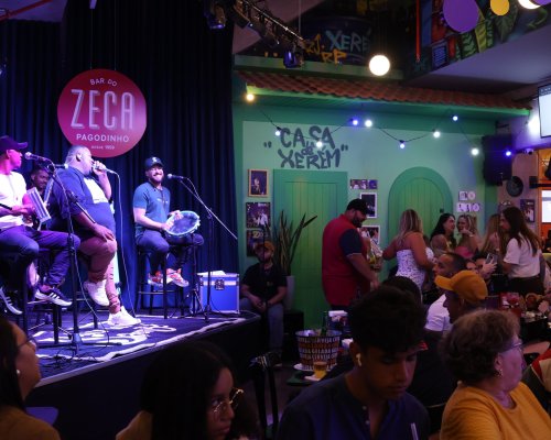 Bar Do Zeca Pagodinho terá camarote especial durante jogo festivo do São Paulo