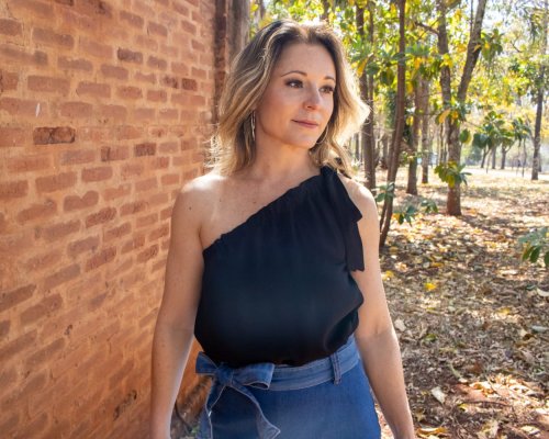 SAIBA AS TENDÊNCIAS DE CORES E ESTILOS PARA AS FESTAS DE FIM DE ANO