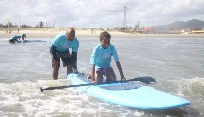 Sucesso de público no SUP PARA TODOS em Iguape e Ilha Comprida