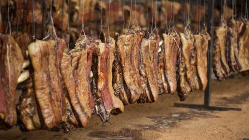 Vila Bárbaros BBQ. traz técnica exclusiva de preparo do churrasco para Ribeirão Preto