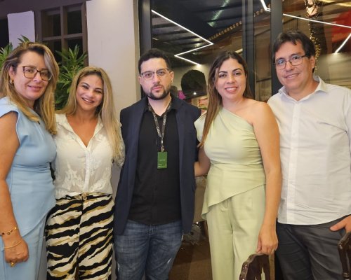 Lucelena Ávila , Debora Venâncio, Gustavo Andrez, Thaline Cristina e Fernando Luís