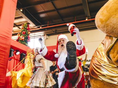 Santa Maria Outlet lança promoção de Natal com cerca de 6 mil prêmios instantâneos