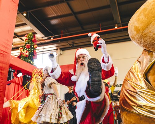 Santa Maria Outlet lança promoção de Natal com cerca de 6 mil prêmios instantâneos