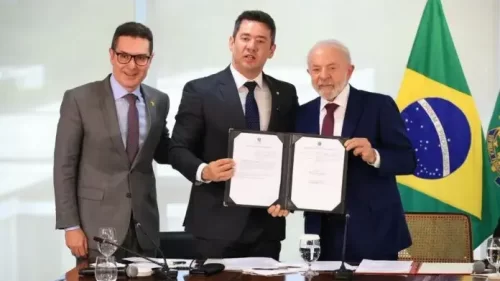 Prefeito Ricardo Silva viabiliza, junto ao Governo Federal, investimento de R$ 1,1 bilhão para a Via Leste–Oeste