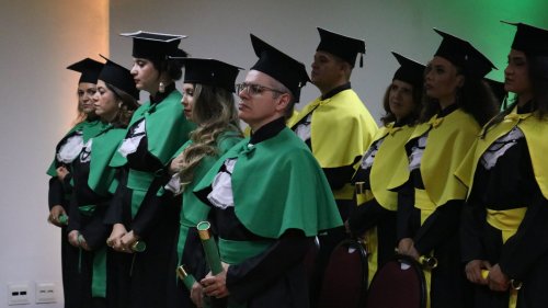 Febracis Escola de Negócios celebra formatura de alunos em Ribeirão Preto