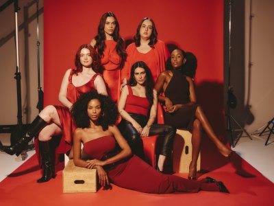 Cleo estreia como diretora de fotografia em editorial de moda para campanha de Nativa SPA Cereja Rouge do Boticário