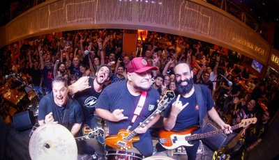 Digão do Raimundos volta a Ribeirão Preto para show com banda Nice Trip no Hard Rock Café Ribeirão Preto