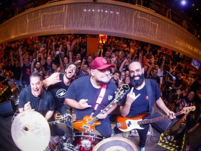 Digão do Raimundos volta a Ribeirão Preto para show com banda Nice Trip no Hard Rock Café Ribeirão Preto