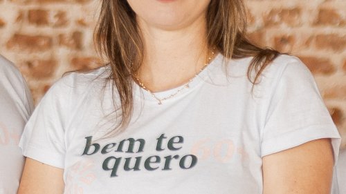 Outubro Rosa: oncologista lista 10 mitos e verdades sobre o câncer de mama em mulheres idosas