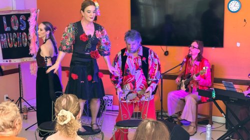 Documentário “Los Muchos – Uma Autobiografia Ficcional” revisita 28 anos de trajetória do grupo