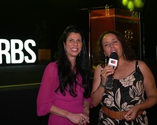 Maira Ferrari fala das campanhas e da decoração de Natal 2022 do Ribeiraoshopping