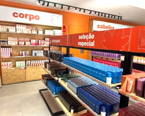 Natura inaugura loja no Santa Maria Outlet, em Cravinhos