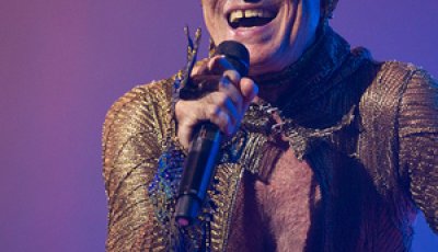 A força da música brasileira invade Ribeirão. Ney Matogrosso lotará oMultiplan Hall e fará um show inesquecível