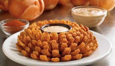 Outback promove a 17ª edição do Bloomin’ Day em parceria com a Make-A-Wish Brasil® PARCERIA DE LONGA DATA