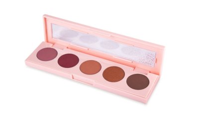 Ricosti Cosméticos abraça a tendência “Mocha Mousse” de 2025