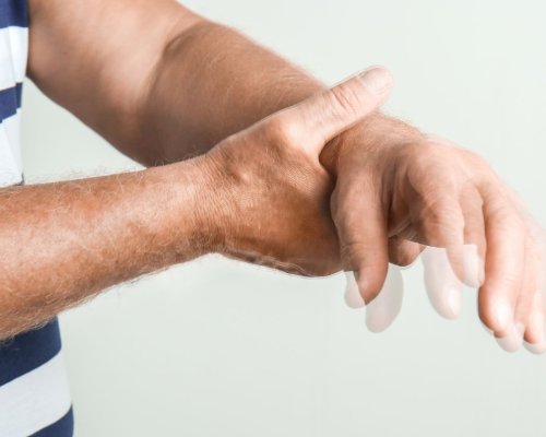 Doença de Parkinson atinge pessoas cada vez mais jovens