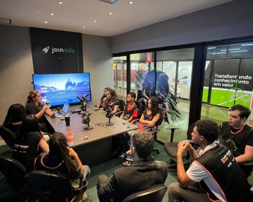 Programa oferece capacitação gratuita para jovens em Ribeirão