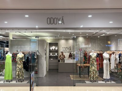 Marca autoral de moda feminina abre as portas no RibeirãoShopping