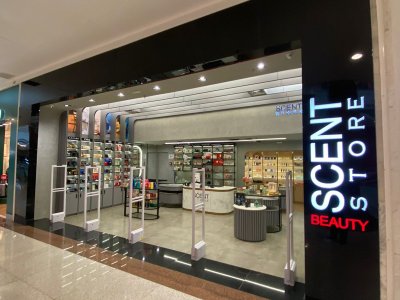 Scent Store inaugura no ShoppingSantaÚrsula com ampla variedade de perfumaria e cosméticos