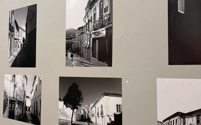 Exposição no ShoppingSantaÚrsula retrata experiência artística entre Brasil e Portugal